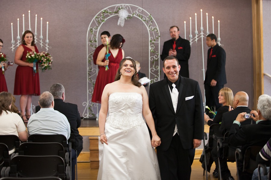 colorad0-bridal-couple-walk-down-aisle