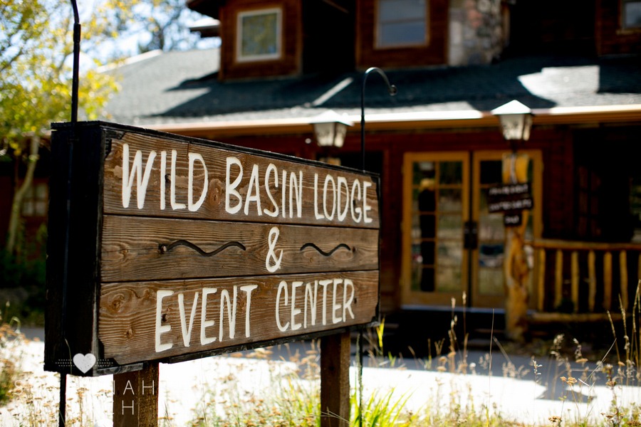 exterior photo of the wild basin lodge and event center