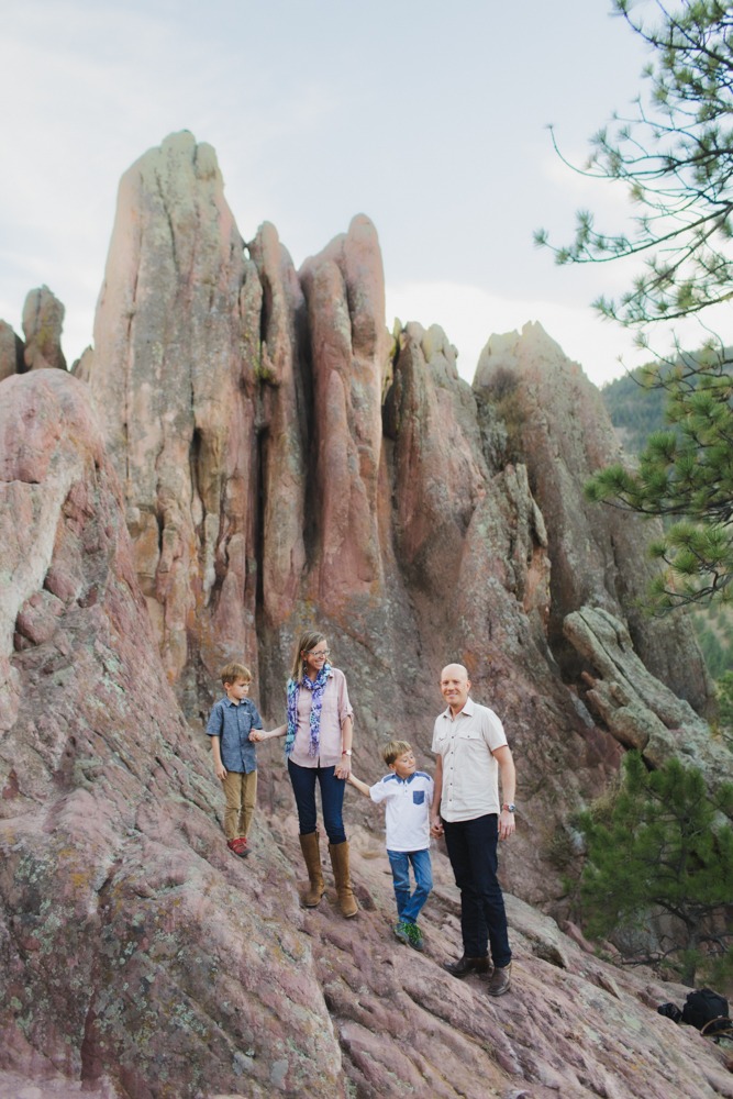 boulder family photography session in front of red rocks