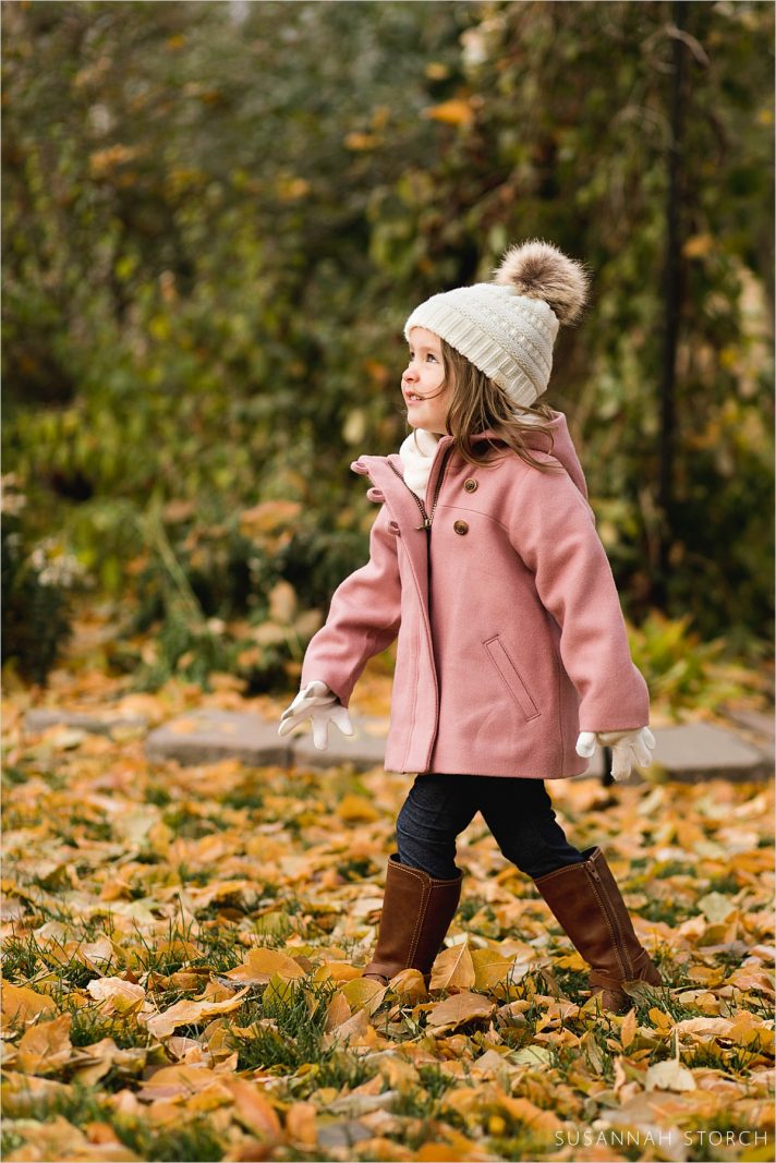 child walking at broomfield park