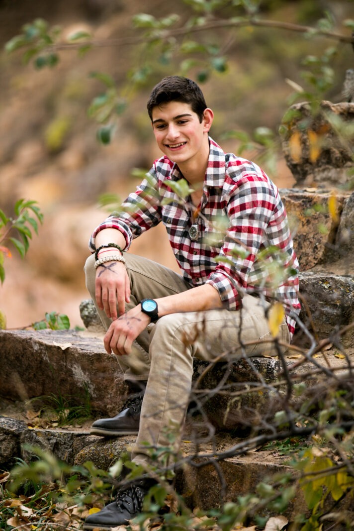 High school senior photos in Lyons, Colorado